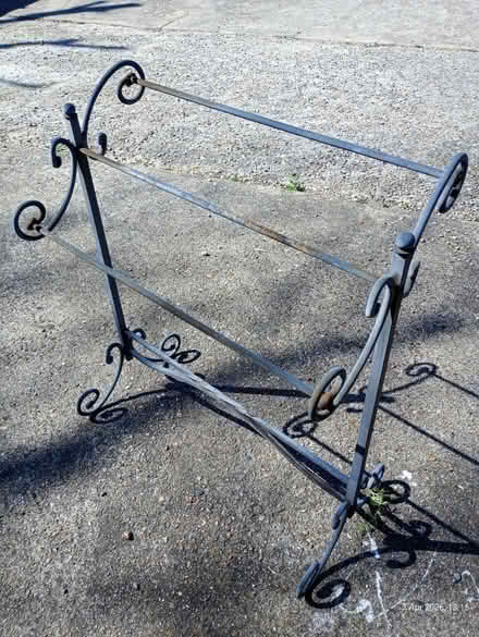 Photo of free Freestanding Towel rail (SS0 Westcliff) #1