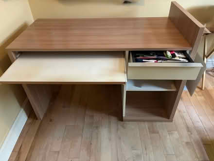 Photo of free Office desk (Leigh-on-Sea SS9) #2