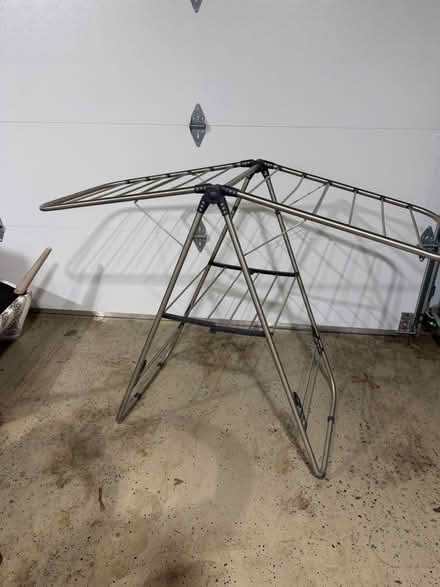 Photo of free Clothes drying rack (Los Gatos 95032) #1