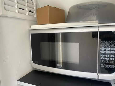 Photo of free Microwave delonghi (BR6) #1