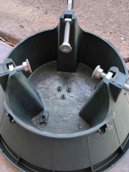 Photo of free Christmas tree stand (El Cerrito) #3