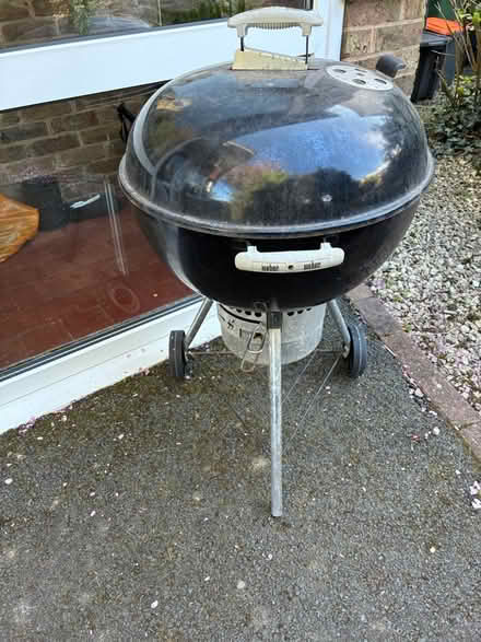 Photo of free Weber charcoal BBQ (Brighton BN1) #1