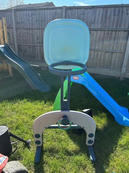 Photo of free Kids basketball hoop (Hoddesdon EN11) #1