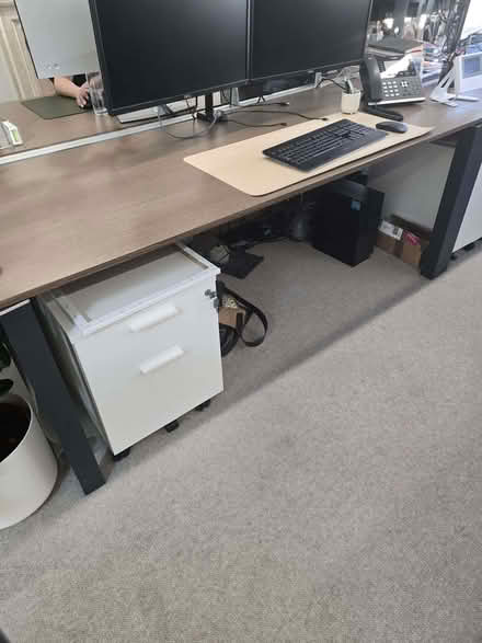 Photo of free 6 office desks (Victoria SW1E) #1