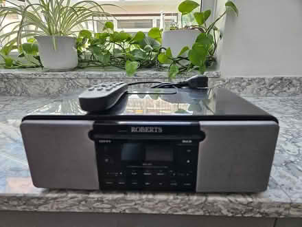 Photo of free ROBERTS MP DAB FM CD iPod Dock (Burgess Hill Worlds End RH15) #1