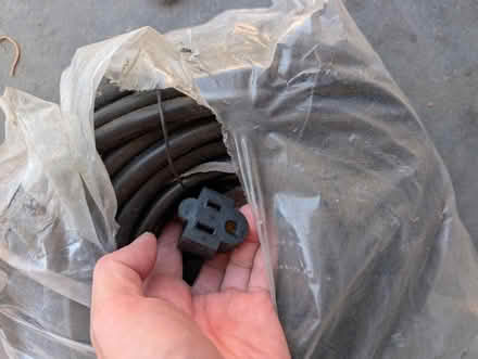 Photo of free 100ft Indoor/Outdoor extension cord (El Cerrito) #3