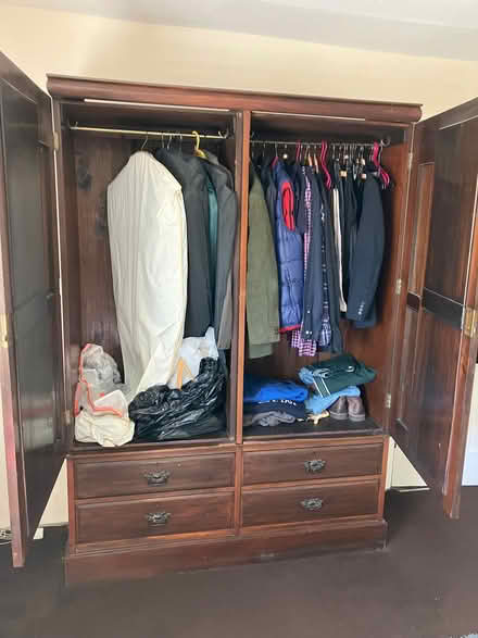 Photo of free Wardrobe (Old Road OX3) #2