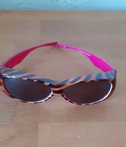 Photo of free 4 pairs of sunglasses (Enfield EN2) #4