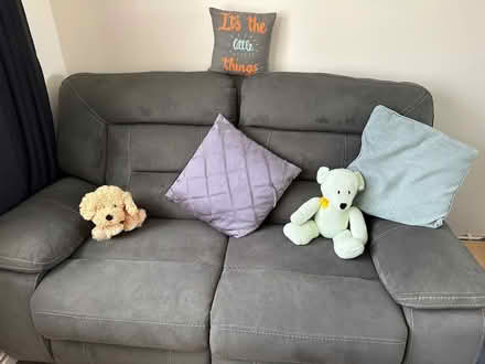 Photo of free Settee (Strood ME2) #1