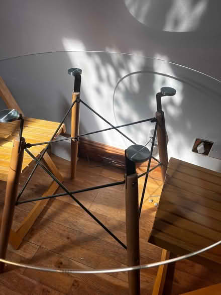 Photo of free Glass table (Parsons Green SW6) #1