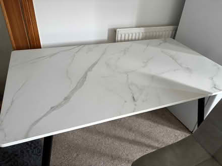 Photo of free Dinning table and 4 chairs like new. (Kirkcaldy KY2) #2