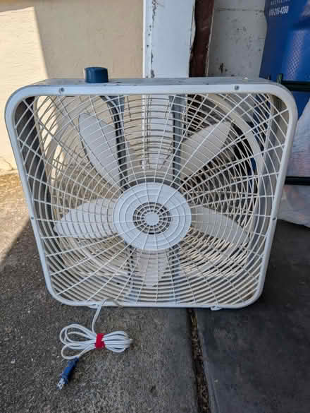 Photo of free 21" square floor fan (El Cerrito) #2