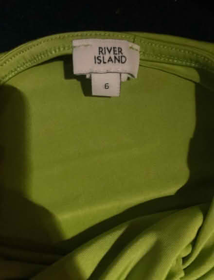 Photo of free Top (E8 4pt) #2