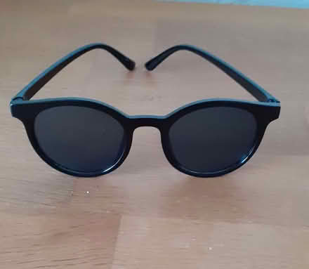 Photo of free 4 pairs of sunglasses (Enfield EN2) #2