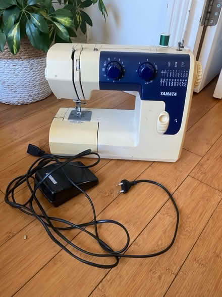 Photo of free Old Working Sewing Machine (BN2) #1