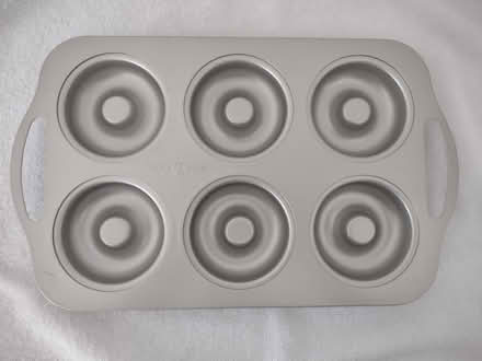 Photo of Donut pan (West Meads PO21) #1
