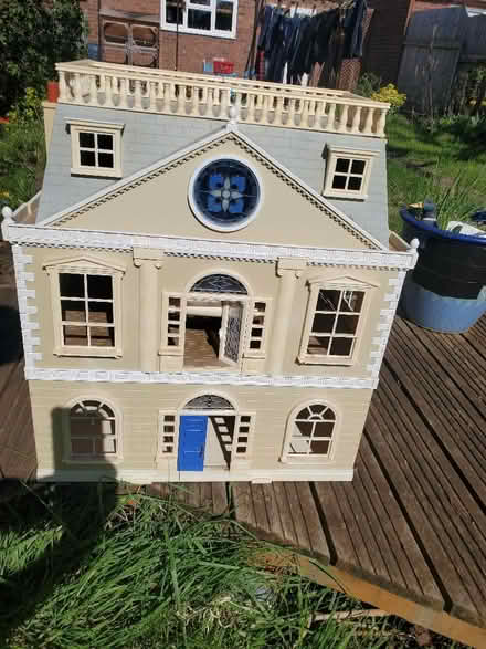 Photo of free Sylvanian Families hotel (Cubbington CV32) #1