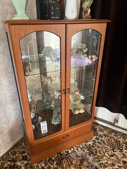 Photo of free display case / unit (Summertown OX2) #1
