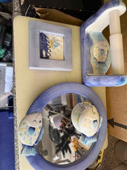 Photo of free Bathroom bits (Horsham Town) #1