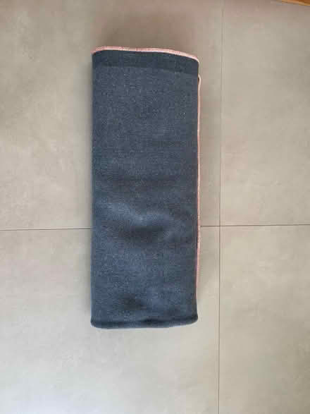 Photo of free Rug 2810x1740mm (CR2) #2