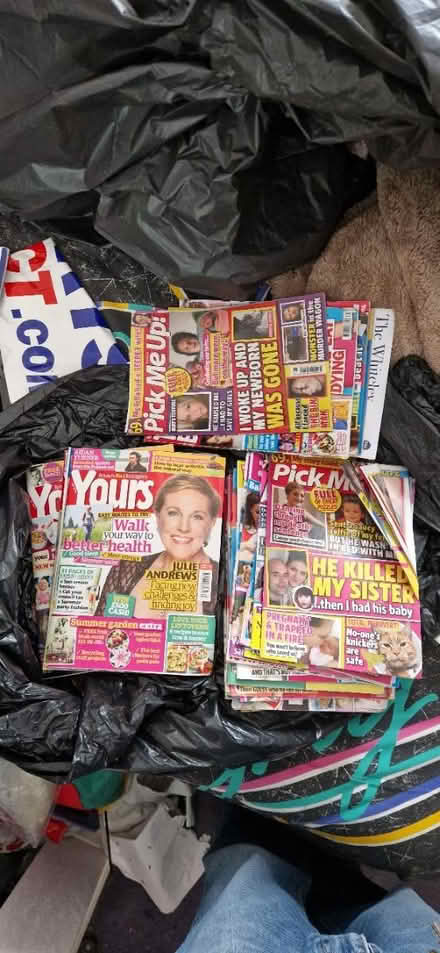 Photo of free Black Bag of Magazines (GU14) #2