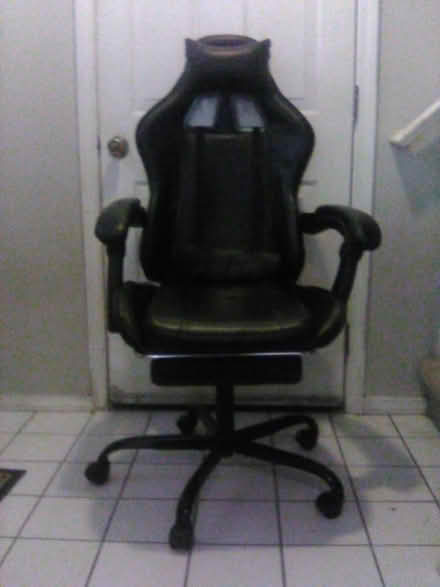 Photo of free Black office chair (North Keizer) #1