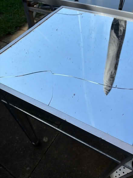 Photo of free Small Mirrored dressing table (Bracknell’s RG42) #3