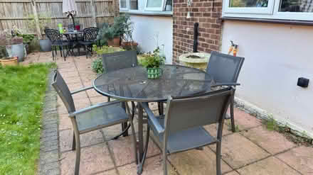Photo of free Outdoor table and chairs (TW10 HAM) #1