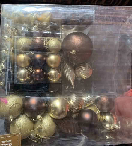 Photo of free Christmas decorations (Hulme M16) #3