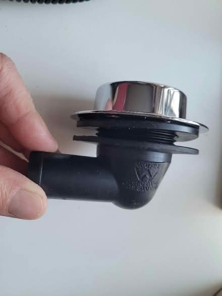 Photo of free 1.5" combined bath waste (Hotwells BS8) #3