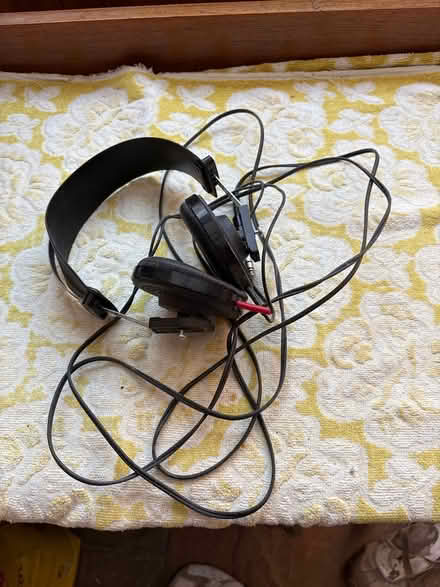 Photo of free Headphones (Sutton Courtenay OX14) #1