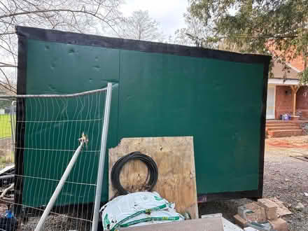 Photo of free Storage unit/Porta cabin (Reigate RH2) #2