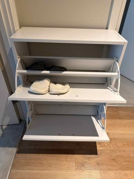 Photo of free Shoes storage cabinet (Earlsfield SW18) #2