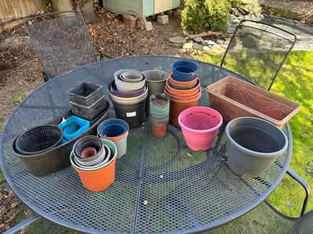 Photo of free Plant pots (Welling DA7) #1