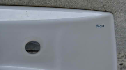Photo of free Roca Wash hand basin and pedestal (Spilsby- PE23 5EX) #4