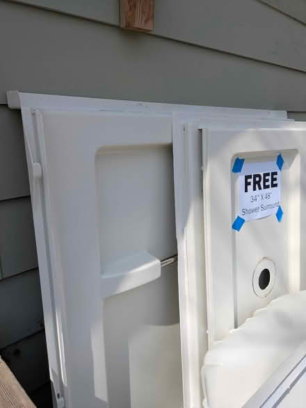 Photo of free Walk-in Shower Surround (Hopkins, alley 16th Ave N) #3