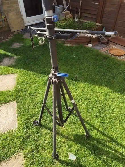 Photo of free Bike repair stand (Carterton OX18) #1