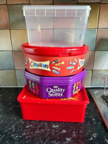 Photo of free 4 plastic storage tubs/boxes (Hillmorton CV22) #1