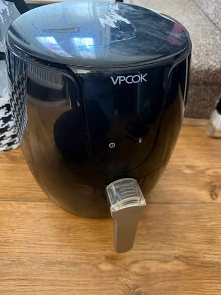 Photo of free Airfryer (Luton LU2) #1