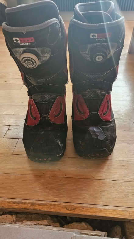 Photo of free Size 8 snowboard boots (Iffley OX4) #1