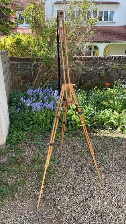 Photo of free Daler Romney full size adjustable wooden easel (Sutton Pools OX14) #3