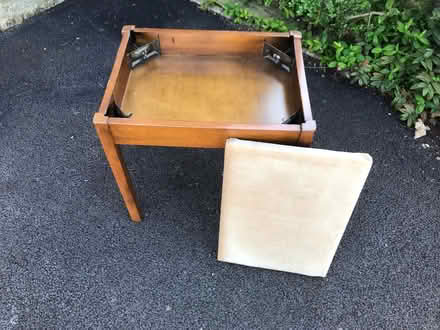 Photo of free Piano Stool (Oxenton GL52) #2