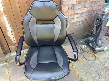 Photo of free Black office chair (Limehouse E14) #1