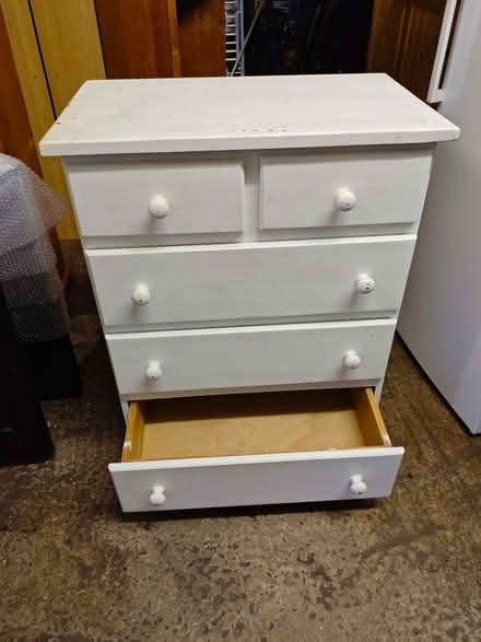 Photo of free white pine chest of drawers (Upper Cwmbran NP44) #1