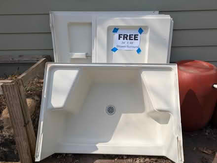 Photo of free Walk-in Shower Surround (Hopkins, alley 16th Ave N) #1