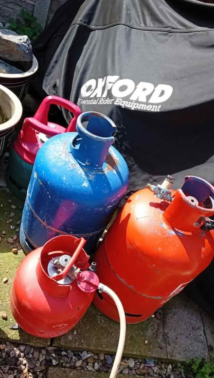 Photo of free Various gas bottles (DE7, ilkeston) #1