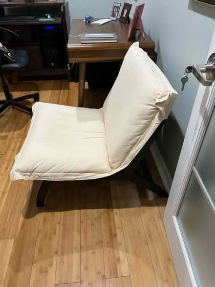 Photo of free Comfortable chair (Mantua) #2