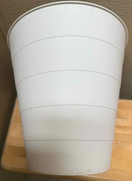 Photo of free IKEA 3-gallon trash bin (1075 Valencia Avenue) #3