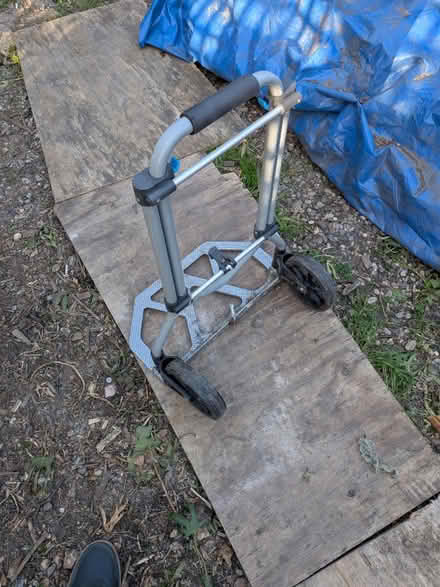 Photo of free Extendable trolley (Bruce Grove N17) #1