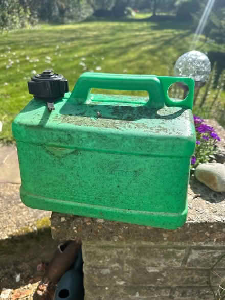 Photo of free Petrol can with ~1L of unleaded (Sanderstead) #1